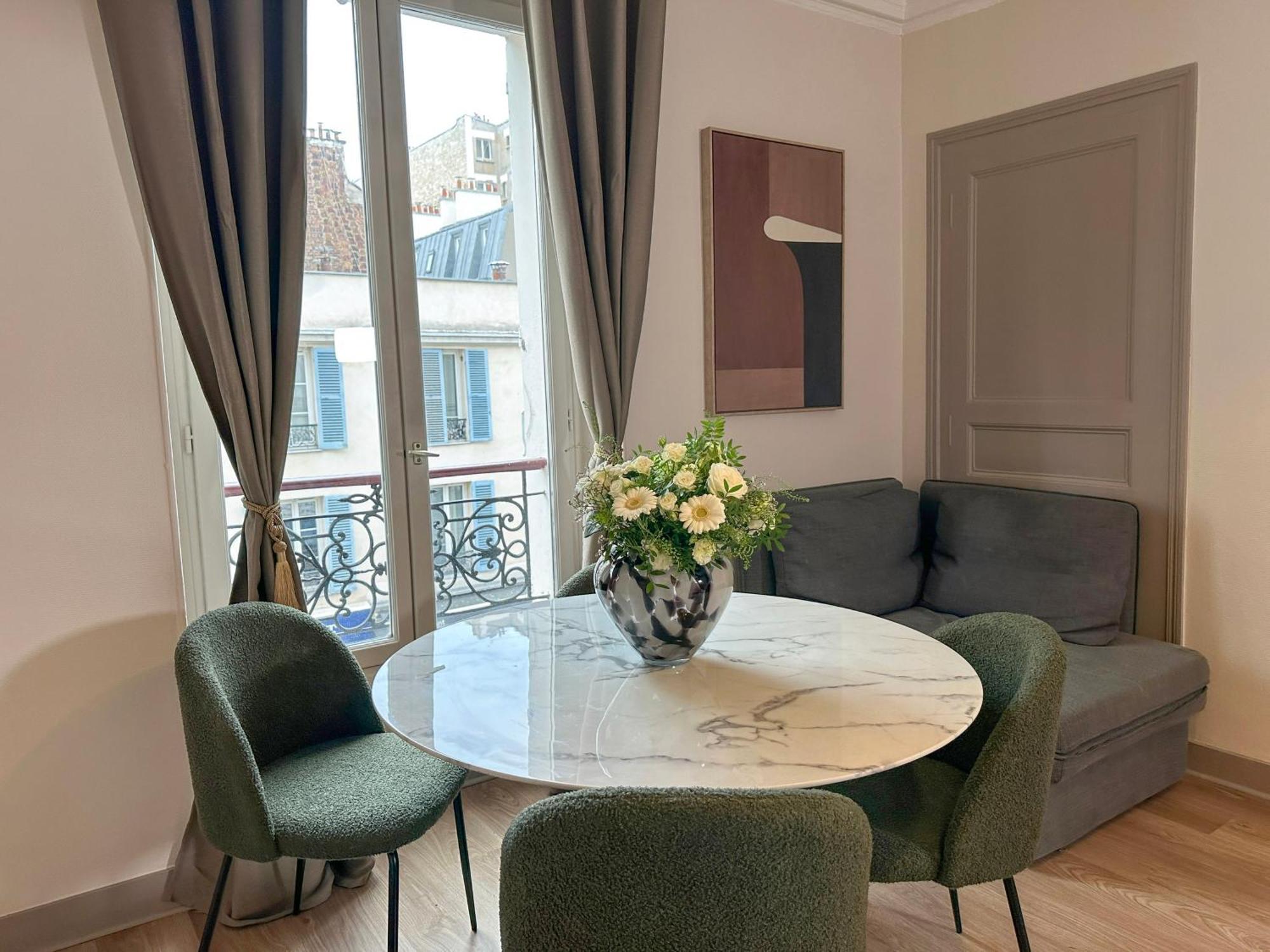 Champs Elysees Area Παρίσι Εξωτερικό φωτογραφία